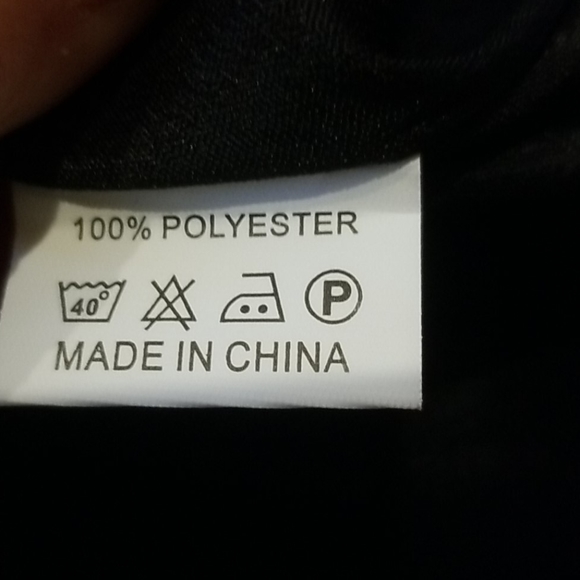 Unique designed Dress - Picture 11 of 12